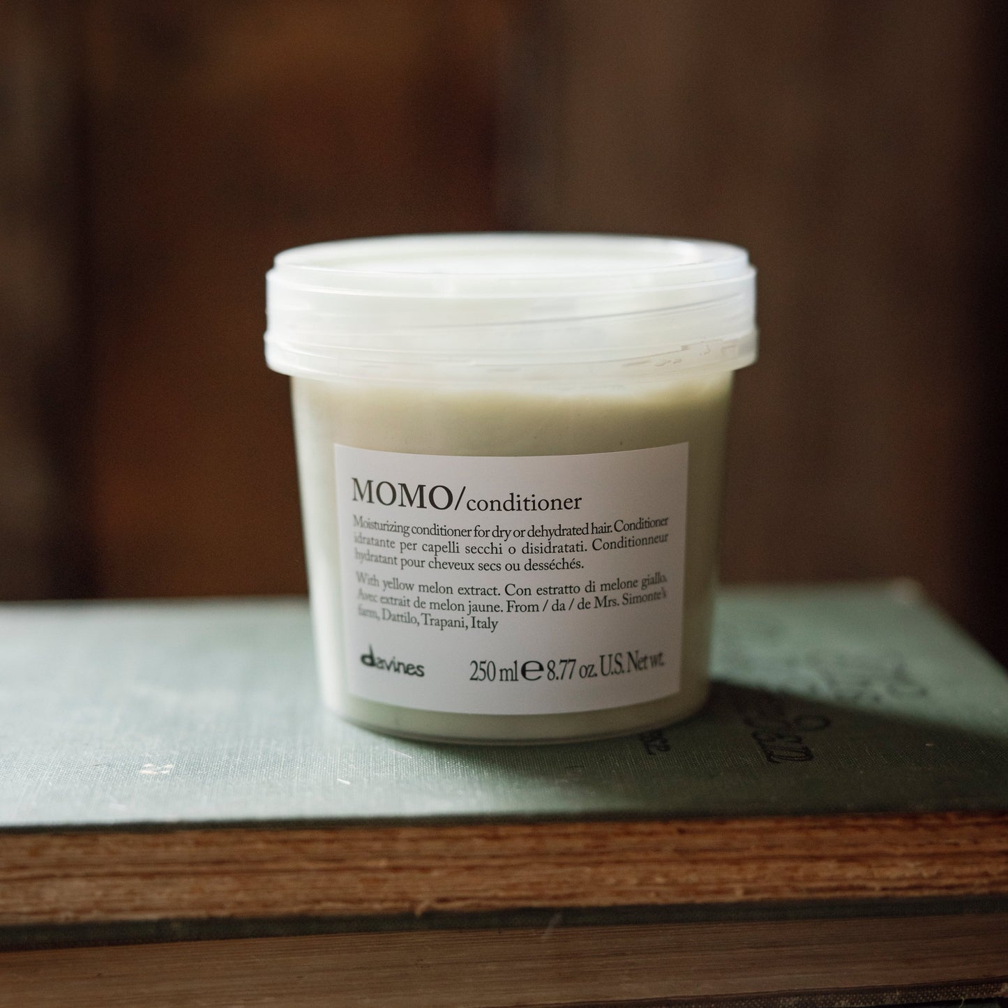 MOMO Conditioner by Davines